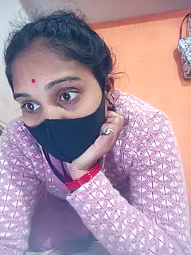 Snapshot of Hi_Radhika chatting on 01/17/25, 11:06 Hi Radhika online show from 01/17/25, 11:06