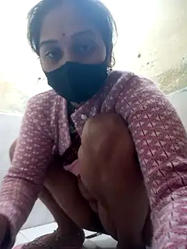 Snapshot of Hi_Radhika chatting on 01/27/25, 01:48 Hi Radhika online show from 01/27/25, 01:48