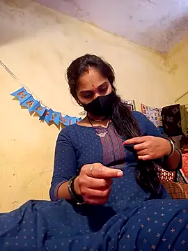 Snapshot of Hi_Radhika chatting on 01/27/25, 07:45 Hi Radhika online show from 01/27/25, 07:45