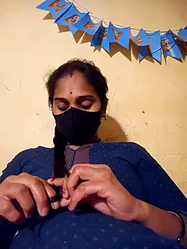 Snapshot of Hi_Radhika chatting on 01/27/25, 04:22 Hi Radhika online show from 01/27/25, 04:22