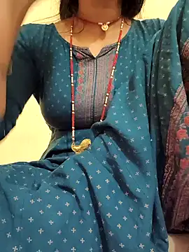 Snapshot of Hi_Radhika chatting on 02/15/25, 07:27 Hi Radhika online show from 02/15/25, 07:27