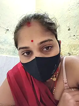 Snapshot of Hi_Radhika chatting on 02/18/25, 12:48 Hi Radhika online show from 02/18/25, 12:48