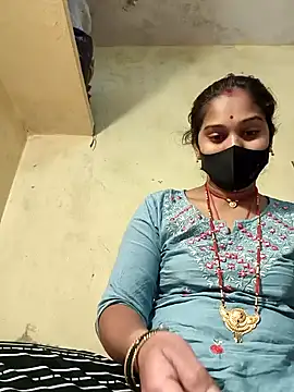 Snapshot of Hi_Radhika chatting on 02/18/25, 04:04 Hi Radhika online show from 02/18/25, 04:04