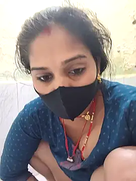 Snapshot of Hi_Radhika chatting on 02/20/25, 01:03 Hi Radhika online show from 02/20/25, 01:03