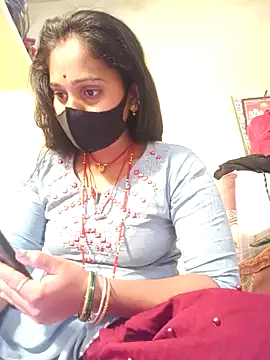 Snapshot of Hi_Radhika chatting on 02/25/25, 07:20 Hi Radhika online show from 02/25/25, 07:20