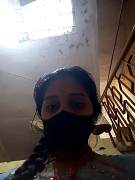 Snapshot of Hi_Radhika chatting on 02/26/25, 02:04 Hi Radhika online show from 02/26/25, 02:04