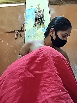 Snapshot of Hi_Radhika chatting on 03/18/25, 04:15 Hi Radhika online show from 03/18/25, 04:15