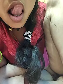 Snapshot of Hi_Radhika chatting on 09/18/25, 03:19 Hi Radhika online show from 09/18/25, 03:19