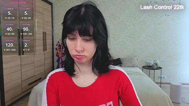 JulisSweet online show from 05/15/26, 07:04