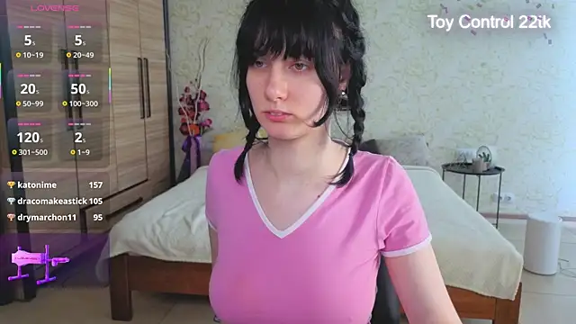 JulisSweet online show from 05/16/26, 10:47