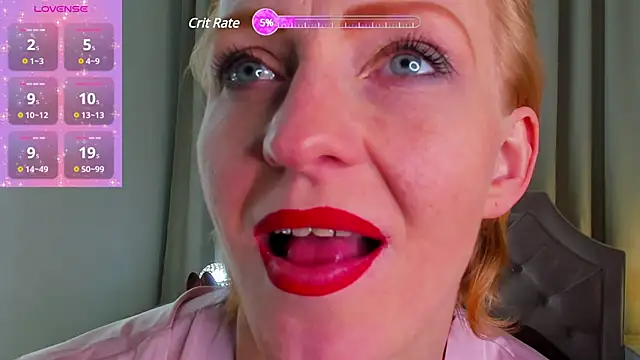 Snapshot of SquirtyAlisa chatting on 12/30/24, 06:05 SquirtyAlisa online show from 12/30/24, 06:05