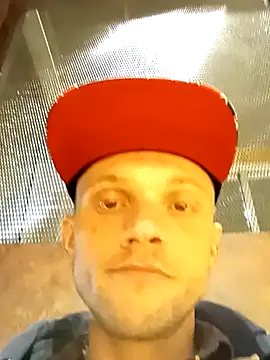 Snapshot of scrachnsniff chatting on 12/11/24, 01:37 scrachnsniff online show from 12/11/24, 01:37