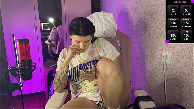 Katrin  kiss online show from 03/04/25, 07:22