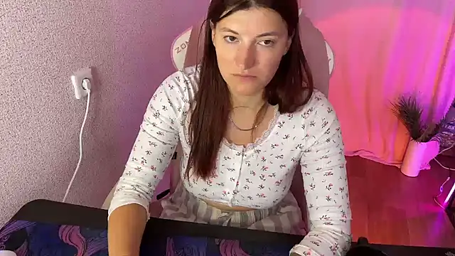 Katrin  kiss online show from 10/03/25, 07:49