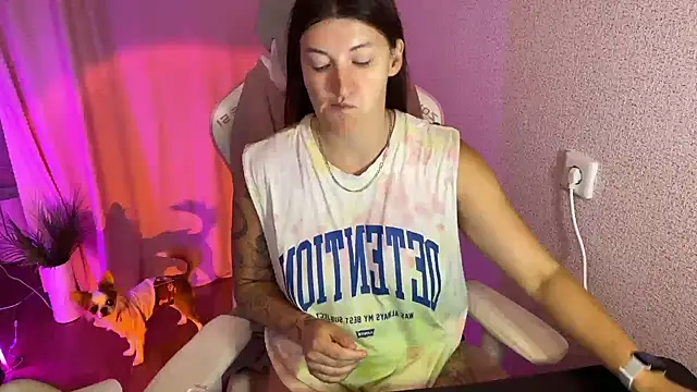 Katrin  kiss online show from 10/05/25, 11:19