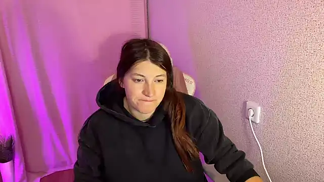 Katrin  kiss online show from 10/16/25, 01:45