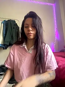 Snapshot of melisabunnny chatting on 10/29/25, 11:45 melisabunnny online show from 10/29/25, 11:45