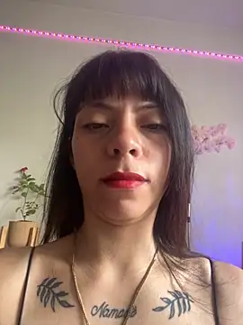 Snapshot of melisabunnny chatting on 11/19/25, 12:05 melisabunnny online show from 11/19/25, 12:05