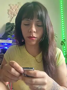 Snapshot of melisabunnny chatting on 11/28/25, 11:57 melisabunnny online show from 11/28/25, 11:57