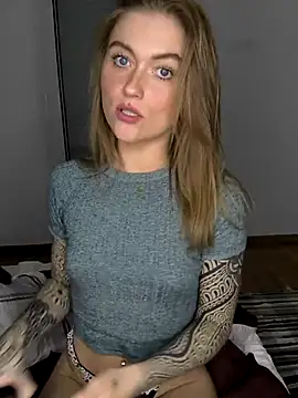 Goldloeckchen159 online show from 03/29/26, 04:18