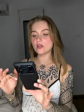 Goldloeckchen159 online show from 04/11/26, 06:23