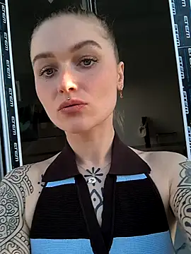 Goldloeckchen159 online show from 04/26/26, 03:53