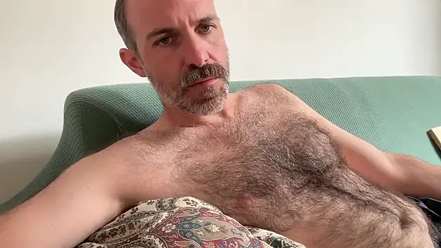 Snapshot of Brianjonest chatting on 07/18/26, 01:04 Brianjonest online show from 07/18/26, 01:04