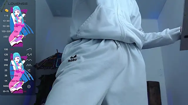 Snapshot of SARA_VAL3NTINA_ chatting on 03/13/25, 05:07 SARA VAL3NTINA  online show from 03/13/25, 05:07