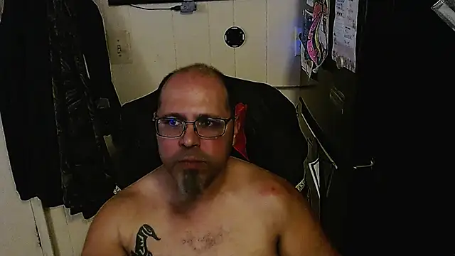 KrazyLegz online show from 11/14/25, 11:46