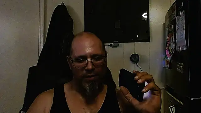 KrazyLegz online show from 11/16/25, 03:34