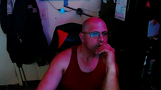 KrazyLegz online show from 04/26/26, 03:21