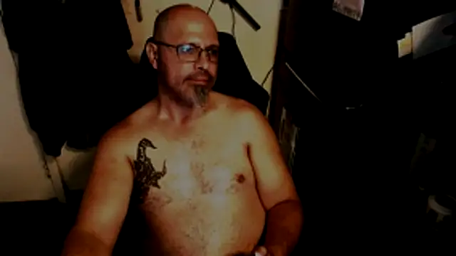 KrazyLegz online show from 05/22/26, 04:56