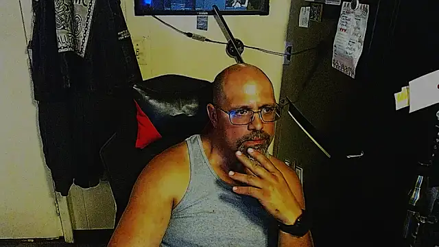KrazyLegz online show from 08/02/26, 04:22