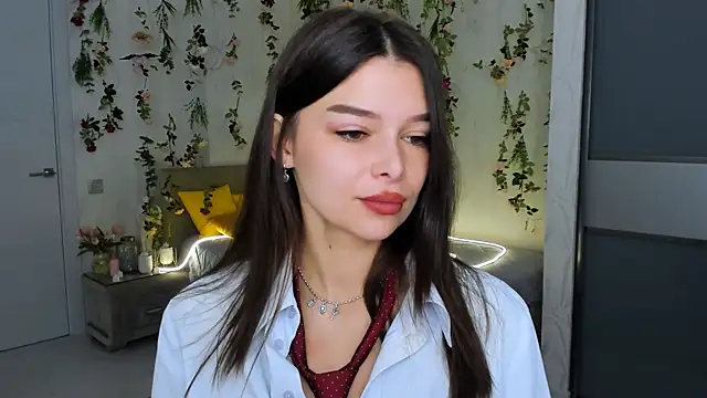 Snapshot of ContinentOfTranquility chatting on 11/12/25, 01:17 ContinentOfTranquility online show from 11/12/25, 01:17