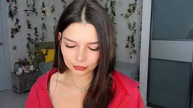 Snapshot of ContinentOfTranquility chatting on 11/25/25, 01:05 ContinentOfTranquility online show from 11/25/25, 01:05