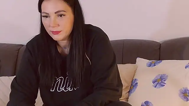 ReiyaRey online show from 11/06/25, 10:54