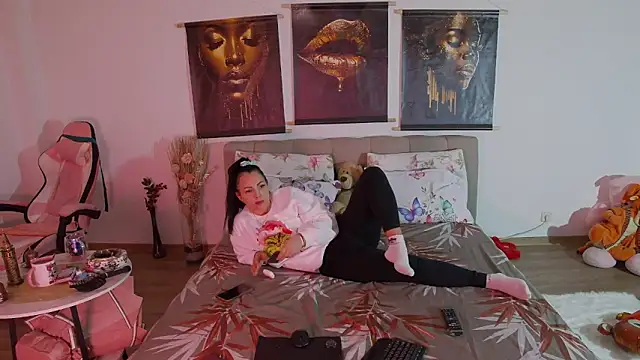 ReiyaRey online show from 03/03/26, 08:48