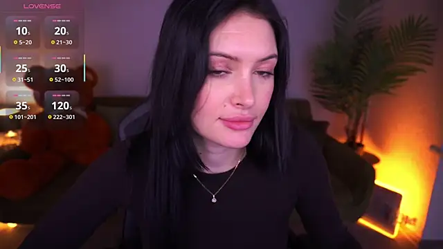 MilaSecrett online show from 12/18/25, 02:23