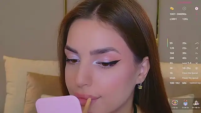 BellaHalles online show from 11/26/25, 06:03