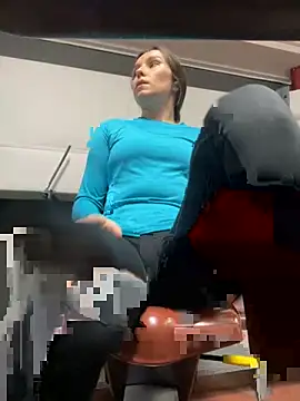 Snapshot of Jinna_milli chatting on 11/19/25, 03:23 Jinna milli online show from 11/19/25, 03:23