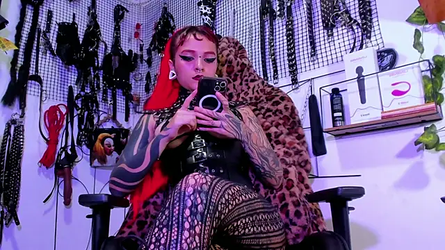 Agatha BDSM online show from 01/31/25, 04:27