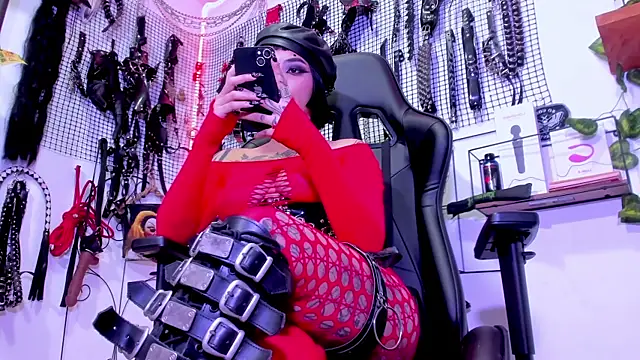 Agatha BDSM online show from 02/28/25, 08:18