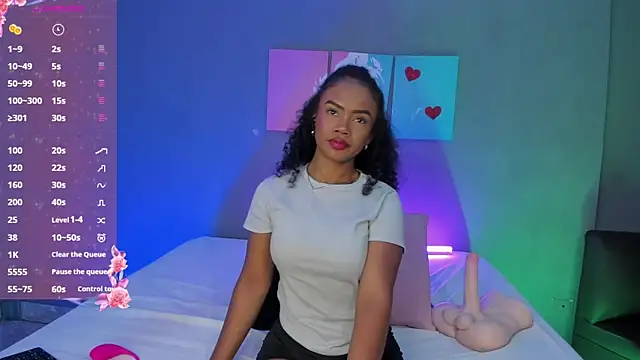 EmmaSmith06 online show from 11/11/25, 05:13