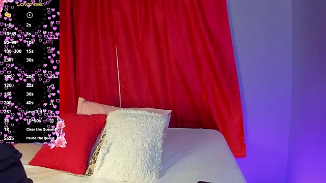 EmmaSmith06 online show from 12/15/25, 05:17