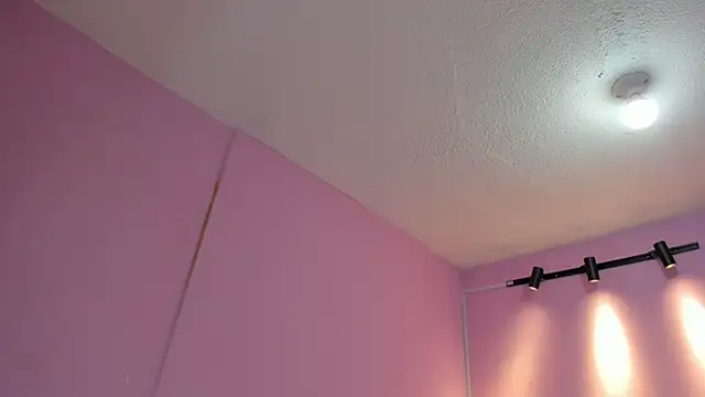 Snapshot of LoveQueen2 chatting on 12/03/25, 12:03 LoveQueen2 online show from 12/03/25, 12:03