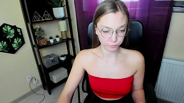 EmillyPlay online show from 03/19/25, 01:18