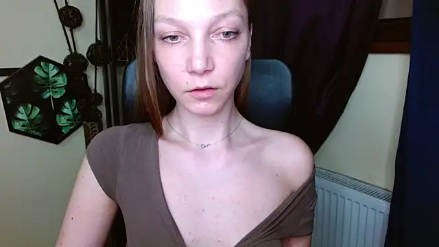 EmillyPlay online show from 03/30/26, 05:36