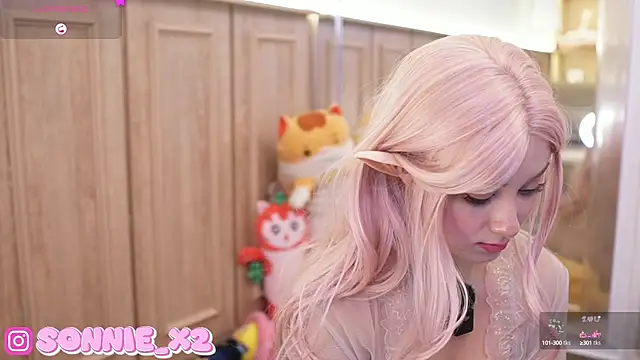 Snapshot of Sonnie_ chatting on 01/07/25, 02:41 Sonnie online show from 01/07/25, 02:41