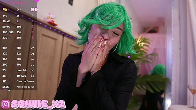 Snapshot of Sonnie_ chatting on 02/20/25, 11:31 Sonnie online show from 02/20/25, 11:31