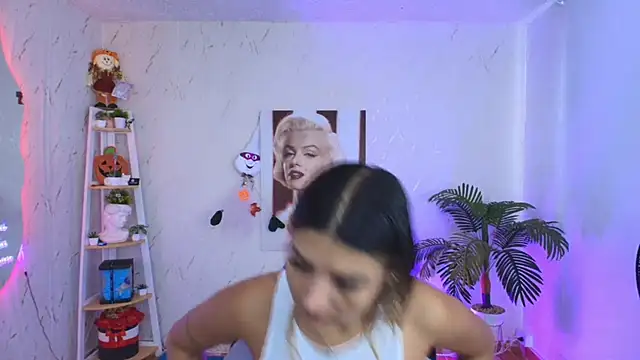 Snapshot of SALOOMEE__ chatting on 01/12/26, 07:41 SALOOMEE online show from 01/12/26, 07:41